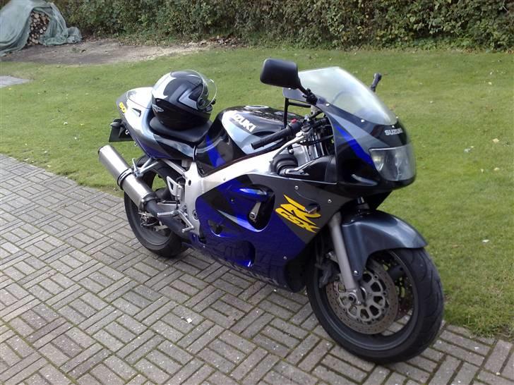 Suzuki GSXR 600 billede 2