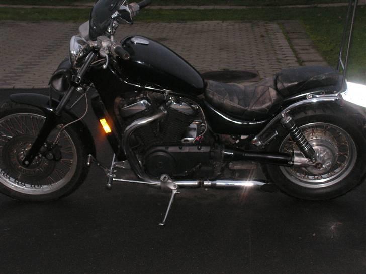 Suzuki v's 700 intruder billede 3