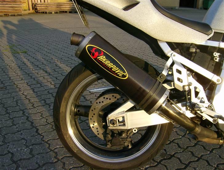 Suzuki GSXR 750 solgt billede 3