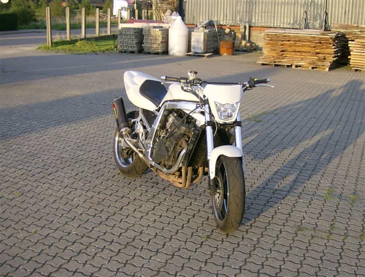 Suzuki GSXR 750 solgt billede 5