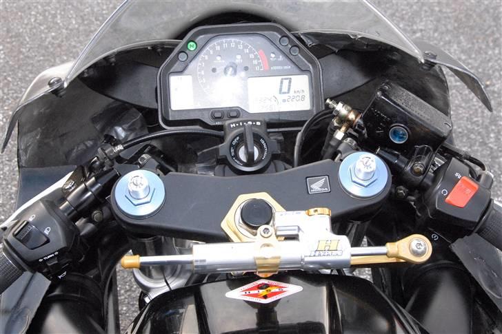 Honda CBR600RR - HyberPro styrdæmper billede 3