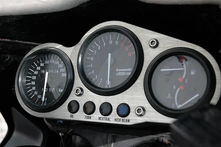 Kawasaki ZX9R Ninja > SOLGT < billede 6