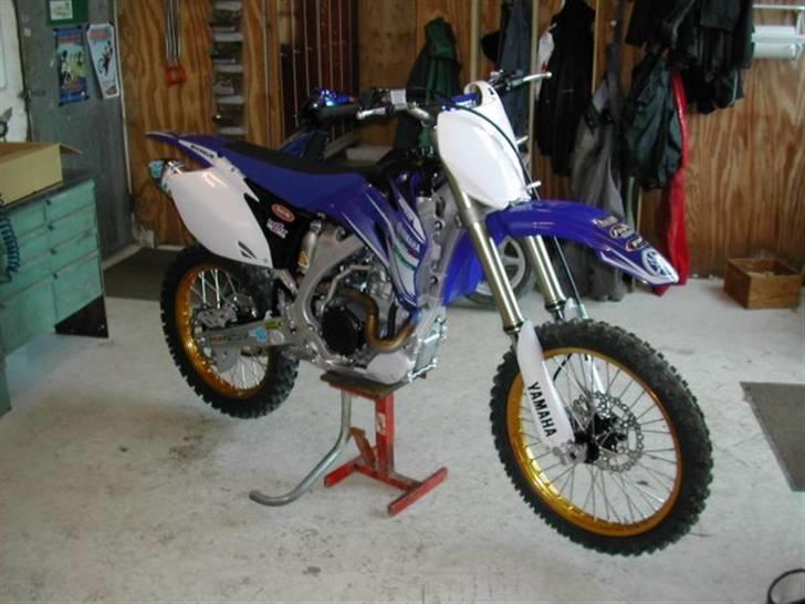 Yamaha Yzf 250 (antonio Cairoli) billede 1