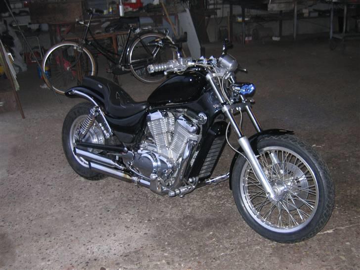 Suzuki Intruder billede 3