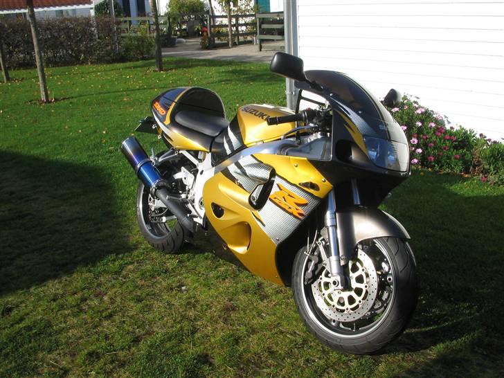 Suzuki gsx-r 750 billede 2