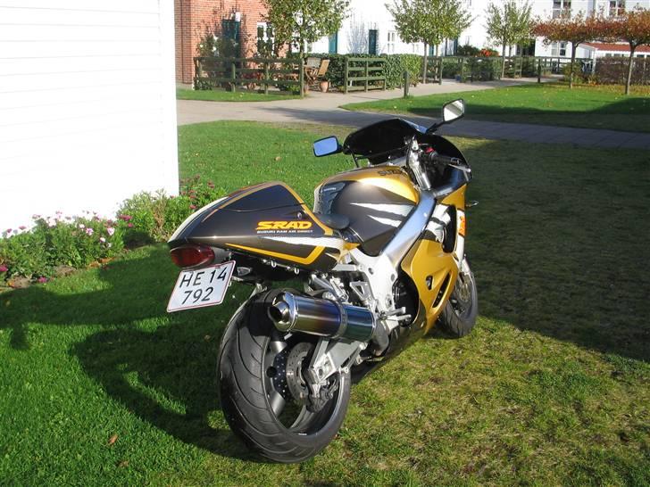 Suzuki gsx-r 750 billede 4