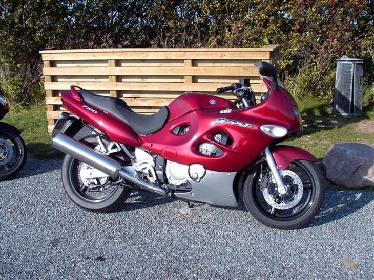 Suzuki gsf 750 фото