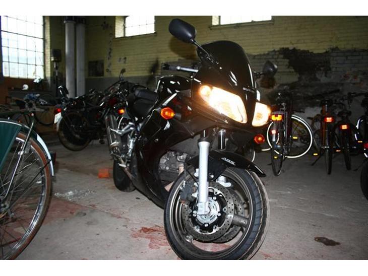 Suzuki SV650 s SOLGT billede 1