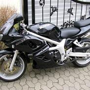Suzuki sv650s solgt