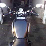 Yamaha v max