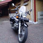 Suzuki 250 Intruder