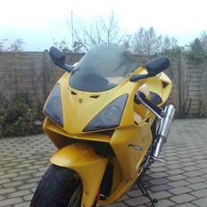 Honda vfr 400 r