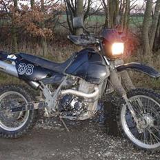 Suzuki DR650 R