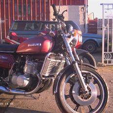 Suzuki GT 750 vandbøffel
