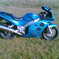 Suzuki RF 600 R