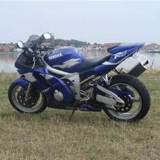 Yamaha YZf R6