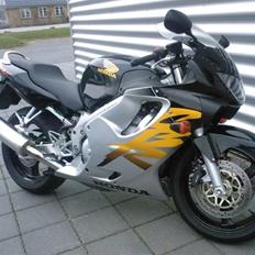 Honda cbr 600 F4(solgt)