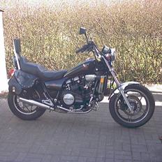 Honda VF 750 Custom "V45 Magna"