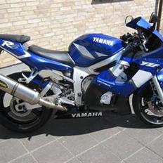 Yamaha YZF R6