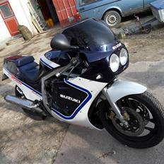 Suzuki GSX-R 750