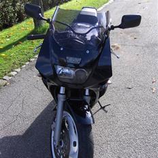 Yamaha fzr 600