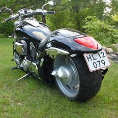 Suzuki M1800