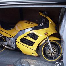 Suzuki RF 600R SOLGT!!!!!