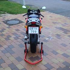 Aprilia 125 RS *DØD ved kølle*