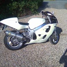 Suzuki gsx-r 750