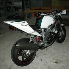 Honda CBR 900RR