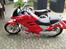 CF Moto CF250T-3 - Den er variatordrevet. V3 betyder, version 3. Der er kun en cylle..Under bagsædet er der en rulle værktøj og en label hvor der står" FERRARI RED" :-)