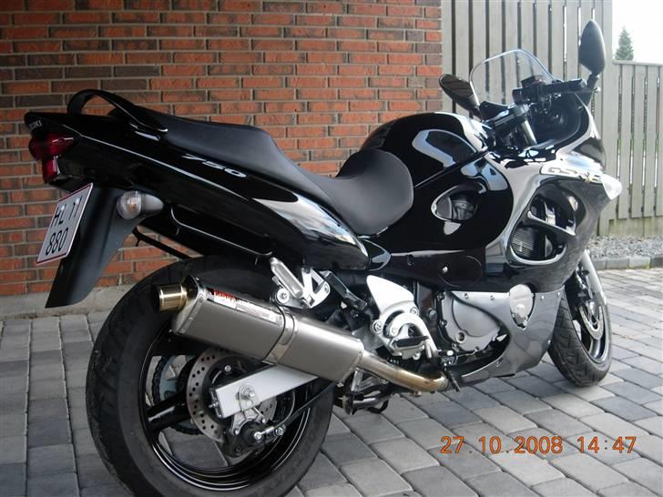 Suzuki GSX750F "Solgt" - Før billede 2
