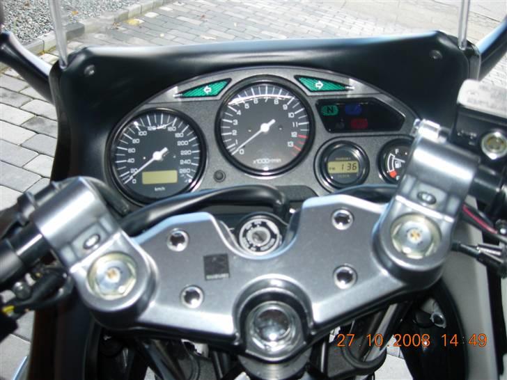 Suzuki GSX750F "Solgt" - Før billede 5