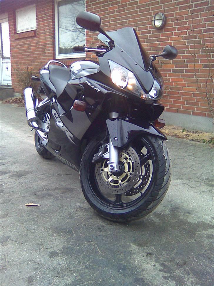 Honda cbr 600 f4 billede 1