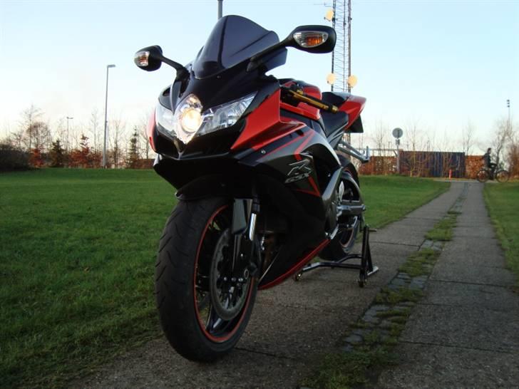 Suzuki GSX-R 750 K8 billede 5