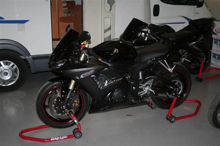 Yamaha R6 billede 15