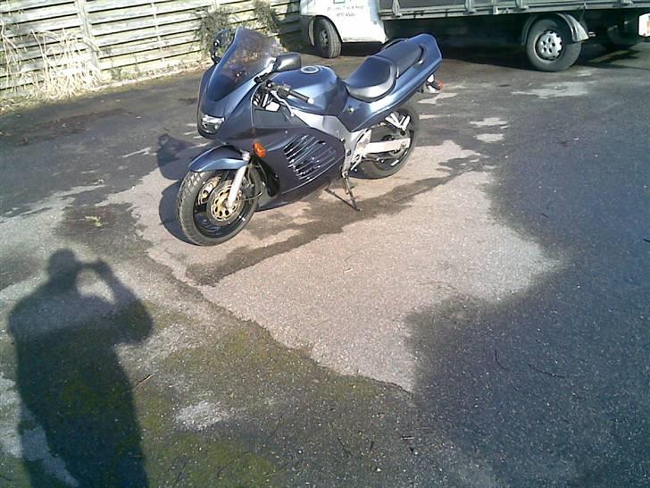 Suzuki RF 600 R solgt billede 15