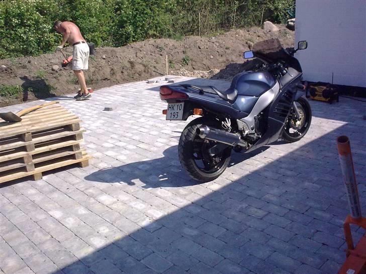 Suzuki RF 600 R solgt billede 18