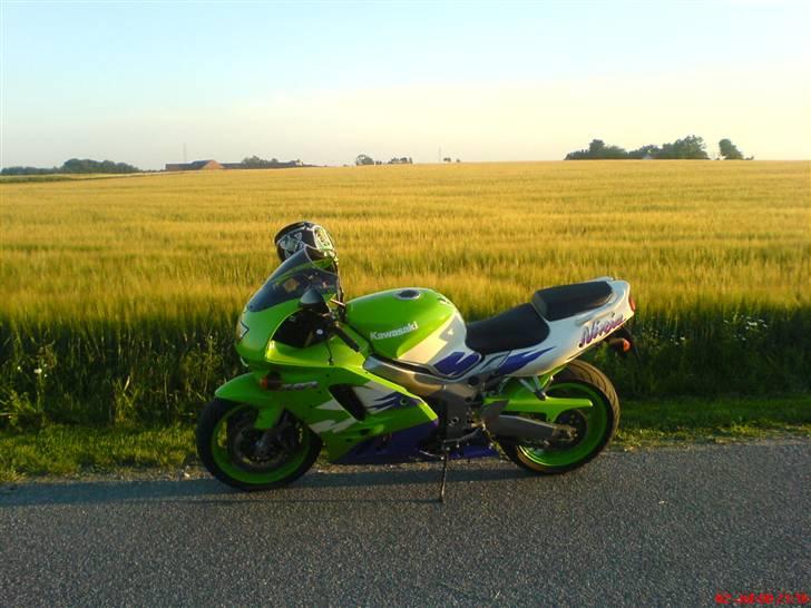 Kawasaki ZX9R B4 billede 15