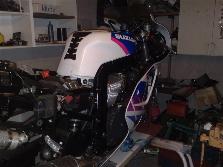 Suzuki gsxr 750w billede 13