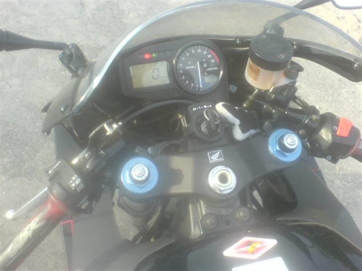 Honda CBR 954 RR fireblade - godt fireblade billede næsten som at se den flyve forbi hehe billede 20