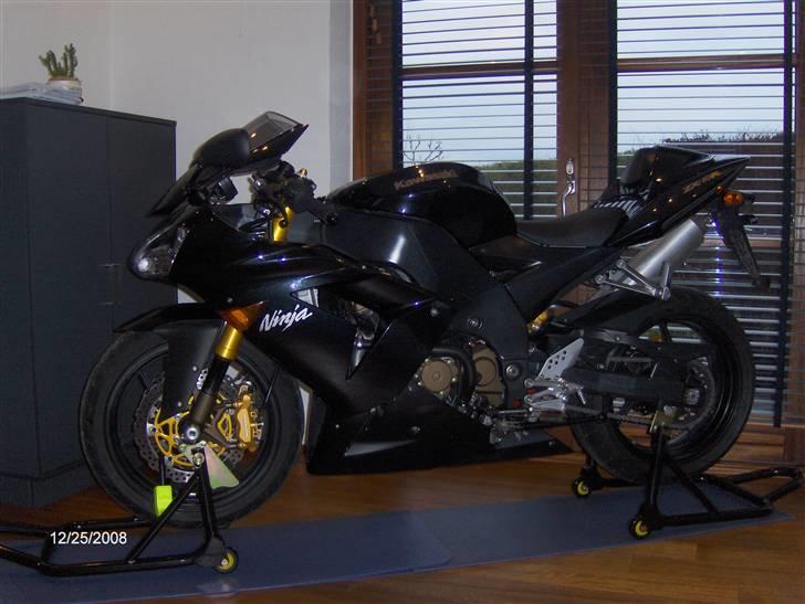 Kawasaki ZX10r billede 3