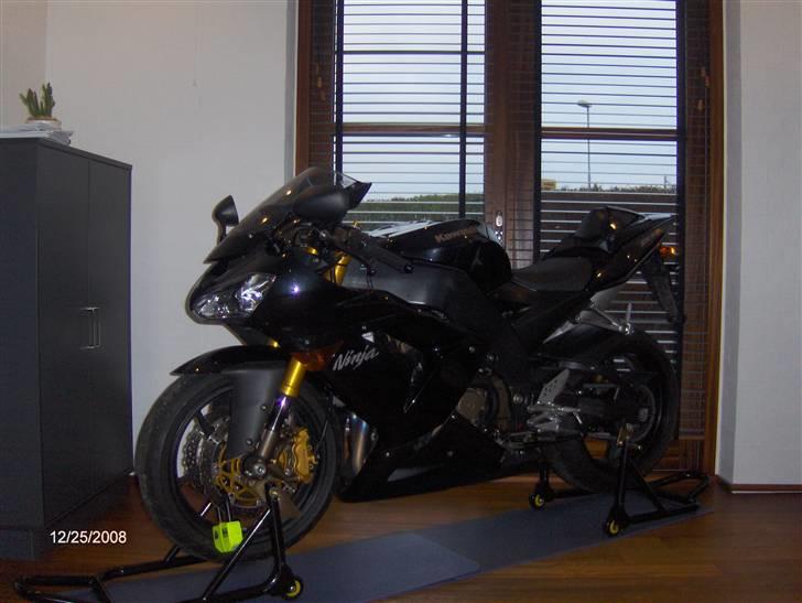 Kawasaki ZX10r billede 5