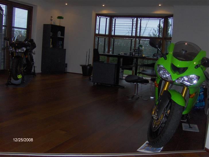 Kawasaki ZX10r billede 7