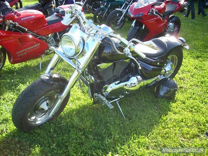 Suzuki VL 1500 billede 1