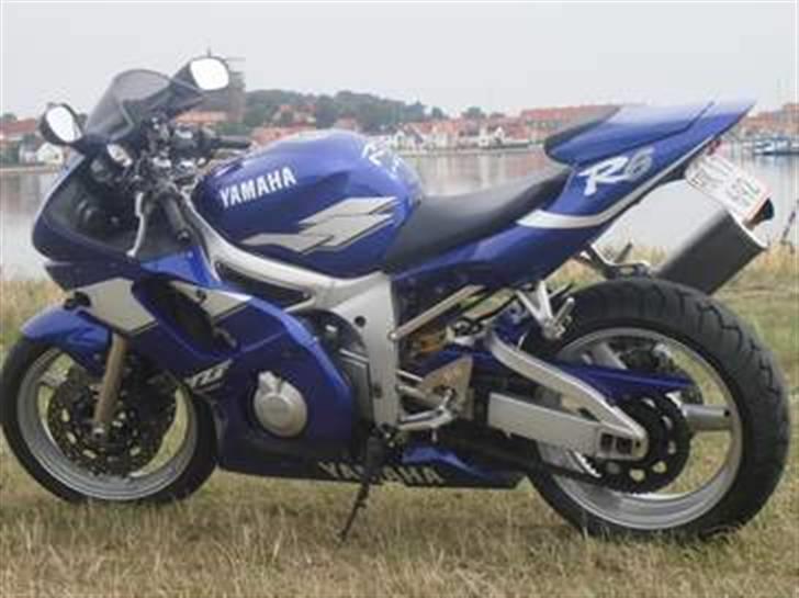 Yamaha YZf R6 billede 4