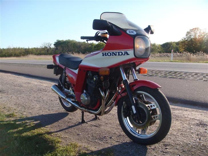 Honda CB900-Bol D'or **solgt** - Flot ved vejkanten billede 3