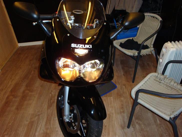 Suzuki GSX750F "Solgt" - Næsten færdig billede 7