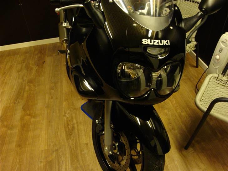 Suzuki GSX750F "Solgt" - Næsten færdig billede 11