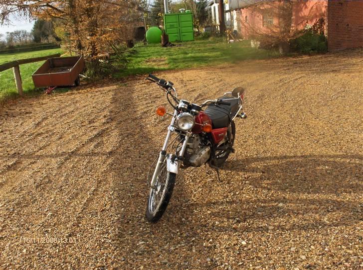 Suzuki GN 125 SOLGT billede 2